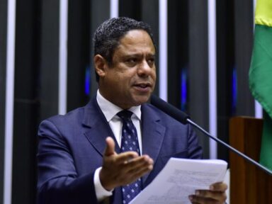 “Financiamento de sindicato fortalece o trabalhador nas negociações com patrão”, defende Orlando Silva