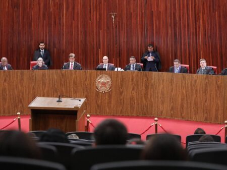 TSE conclui nova ação contra Bolsonaro e deve julgar em duas semanas