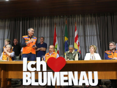 Força-tarefa federal acelera apoio a municípios atingidos por chuvas em SC