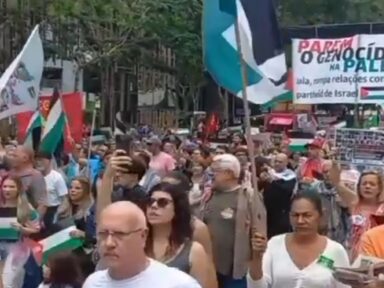 Milhares de brasileiros protestam em SP contra genocídio de Israel na Palestina