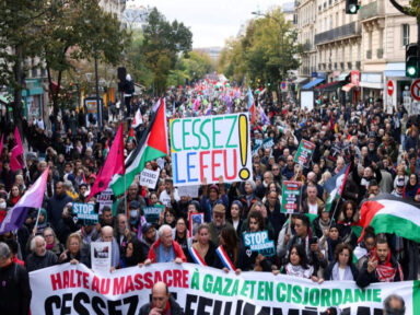Multidão exige em Paris: “Parem o massacre em Gaza!”