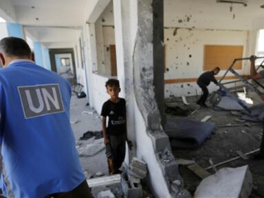 Ataque israelense a escola da ONU matou “dezenas de palestinos enquanto dormiam”