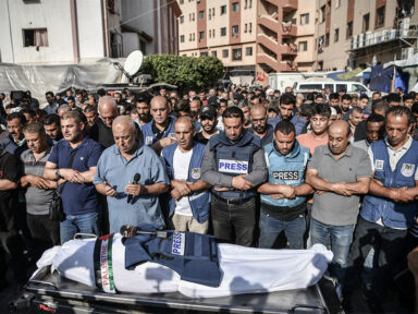 Jornalista palestino é executado junto com sua família em bombardeio de Israel a Gaza