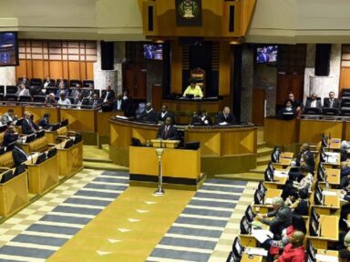 “Israel declarou guerra a crianças e hospitais”, diz moção aprovada pelo parlamento da África do Sul