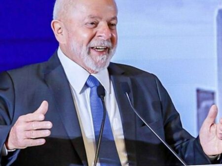“Não tem nada na lei que garanta mais empregos se tiver a desoneração”, afirma Lula