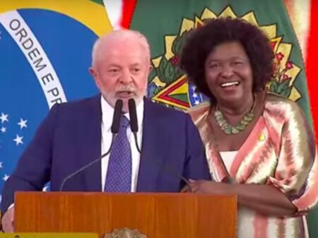 “Os negros foram responsáveis pela construção do Brasil”, diz Lula, no ato do “20 de Novembro”