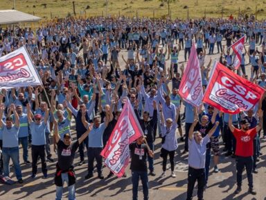 Metalúrgicos encerram greve e celebram vitória do movimento contra demissão em massa na GM
