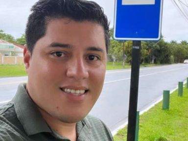 Pré-candidato a prefeito de Guarujá executado em festa de fim de ano é sepultado