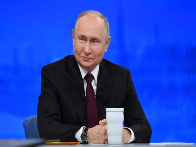“Prioridade é fortalecer a soberania da Rússia”, afirma Putin