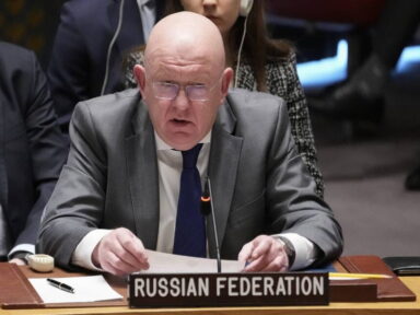 São os EUA que bancam morticínio de civis em Gaza por Israel, afirma embaixador russo na ONU