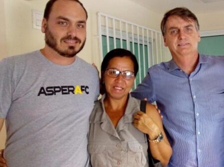 Justiça rejeita recurso e mantém ação de improbidade contra Bolsonaro