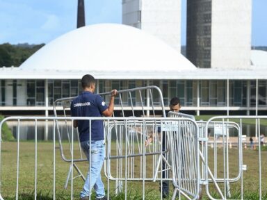 Pacheco manda “desgradear” proteção ao redor do Congresso; volta da normalidade democrática