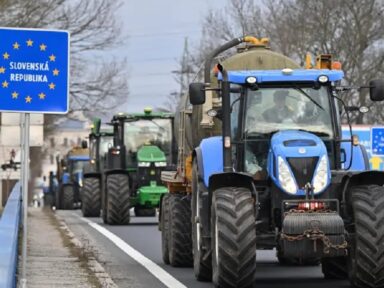 Agricultores europeus tomam as ruas de Bruxelas contra restrições da UE que sufocam o setor