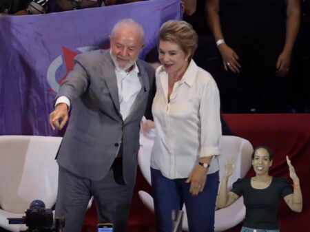 Lula abona filiação de Marta ao PT e diz que ela fez muito “para o povo pobre” de SP 