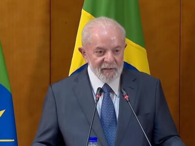 “O que está acontecendo em Gaza só existiu com Hitler”, diz Lula ao criticar a barbaridade de Israel