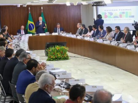 Governo Lula é aprovado por 52% dos brasileiros;  43% desaprovam, mostra Atlas