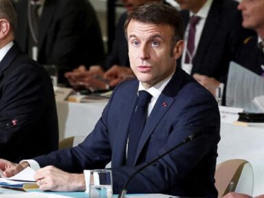 “Não haverá tropas alemãs na Ucrânia”, diz Scholz refutando arroubo de Macron