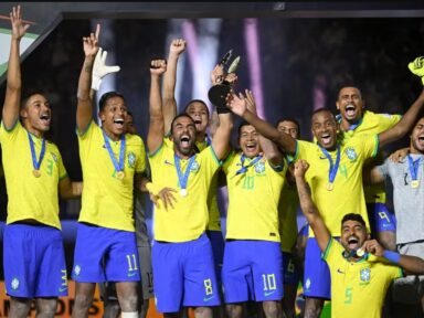 Brasil bate Itália e conquista o hexa na Copa do Mundo de Futebol de Areia