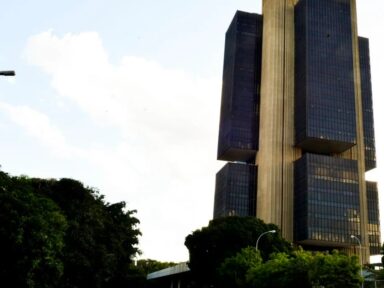 Funcionários do BC iniciam paralisação de 48 horas por salário e carreira