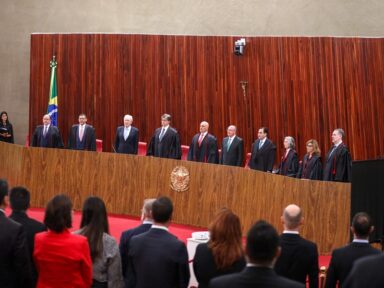 Presidente do TSE defende regulação das plataformas: “não podem ser terra de ninguém”