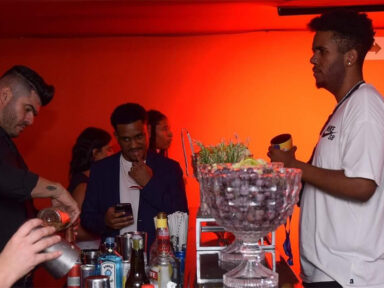 Prefeitura gasta R$ 2,1 milhões em camarote para crianças com bebidas alcoólicas no Anhembi