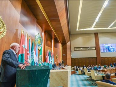 “Basta de punição coletiva”, diz Lula na Liga Árabe, sobre os crimes de Israel em Gaza