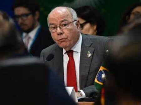 Vieira condena “lei do mais forte” na solução de diferenças no mundo: “Brasil não aceita isso”