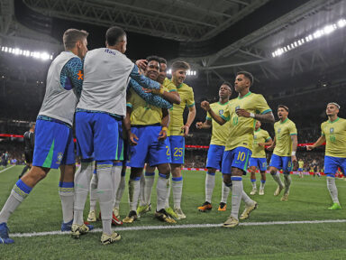 Brasil arranca empate contra a Espanha no Santiago Bernabéu