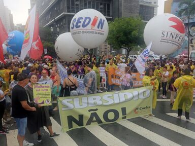 Servidores da Educação de São Paulo convocam novo protesto por reajuste e fim do confisco salarial