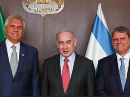 Bolsonaristas vão a Tel Aviv chancelar crimes hediondos e bajular Netanyahu