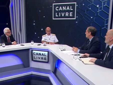 Comandante da Marinha elogia “visão geoestratégica” do presidente Lula