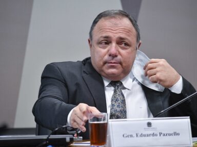 Pazuello e PL obedecem STF e demitem assessor envolvido em trama golpista