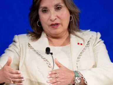 Justiça peruana intima presidente Dina Boluarte a apresentar sua coleção de relógios Rolex