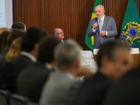 Quaest: Lula é aprovado em SP por 50% a 48% e, em MG, por 52% a 47%; GO e PR reprovam