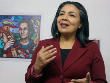 Projeto de Noboa põe “a corda no pescoço da soberania equatoriana”, afirma líder sindical