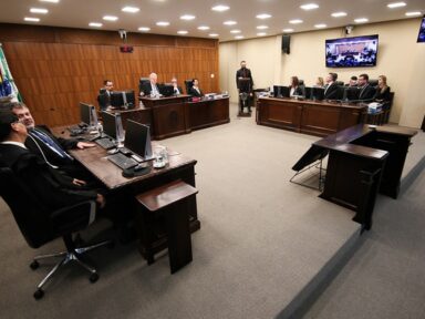 Julgamento de Moro é suspenso com 3 votos a 1 contra a cassação