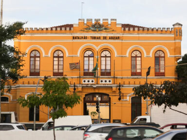 Governo Tarcísio anuncia venda de sede da Rota, Pinacoteca, Hospital das Clínicas e diz que foi por engano