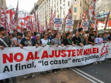Centrais argentinas convocam greve geral contra carestia, arrocho e privatizações de Milei