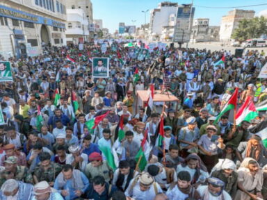 Multidão toma as ruas no Iêmen “contra o genocídio de Israel em Gaza”
