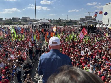 Com Lula, Centrais fazem 1º de Maio pelo desenvolvimento e contra a precarização