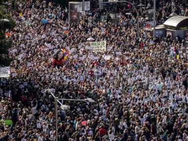 Defesa da Saúde Pública mobiliza 200 mil em Madri