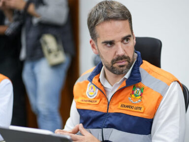 Eduardo Leite alterou 480 normas do Código Ambiental do RS para se alinhar ao desmonte de Bolsonaro