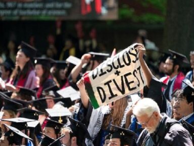 Estudantes de Yale transformam formatura em protesto contra genocídio de palestinos