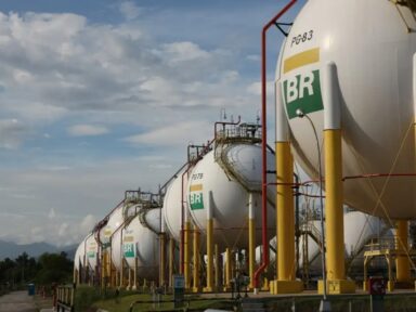 Petrobrás reduz preço do diesel pela terceira vez no ano