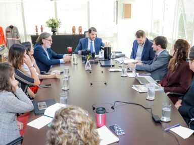 Governo cria sala com órgãos federais para combater fake news sobre o RS
