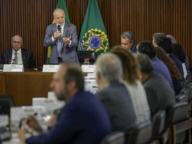 Lula amplia ajuda ao RS e denuncia ‘provocadores baratos’ que seguem ‘vendendo mentiras’