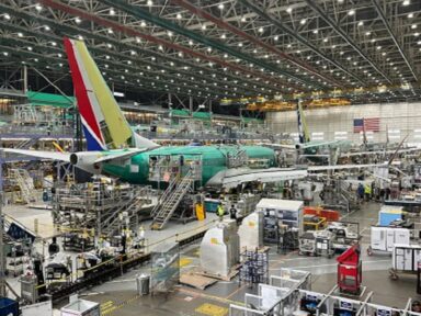 Boeing tem queda vertiginosa nas vendas após acidentes e denúncias de fraude em relatórios