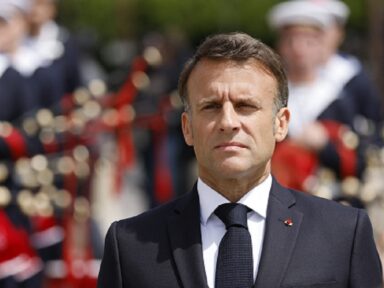 Macron, derrotado nas eleições ao parlamento europeu após escalar guerra na Ucrânia, antecipa eleições