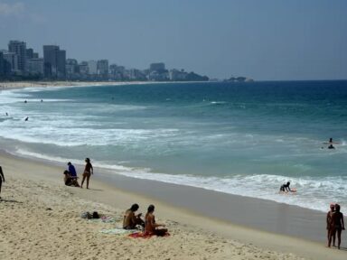 PEC permite privatização das praias porque retira fiscalização da União, diz secretária da SPU
