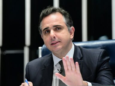 Após pressão da indústria, presidente do Senado cancela parte da MP do PIS/Cofins